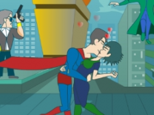 Целувка между супер герои